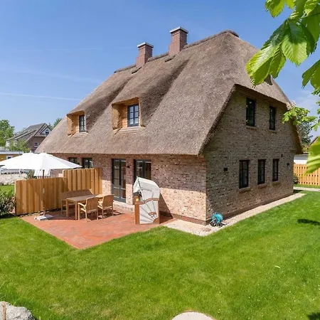 Reetdachhaus Strandhus Reetdachhaus Strandhus 2 Böhl