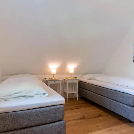 בית נופש Reetdachhaus Strandhus Reetdachhaus Strandhus 2