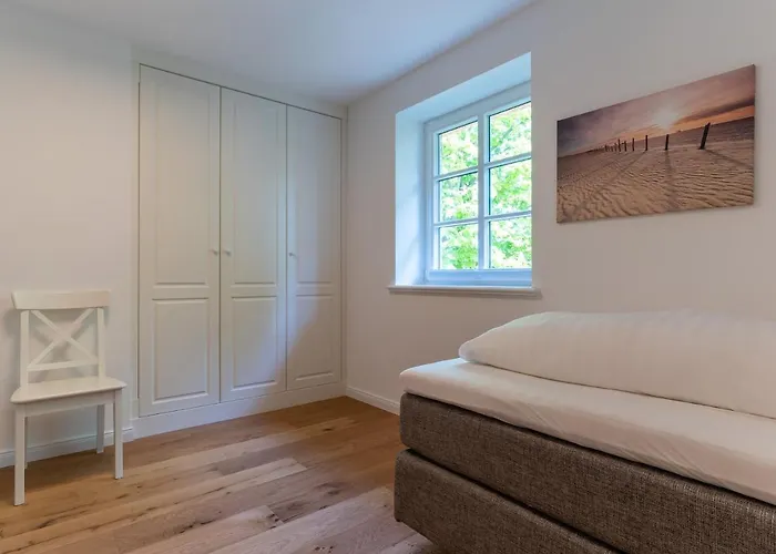 Reetdachhaus Strandhus Reetdachhaus Strandhus 2 Casa de Férias